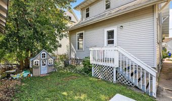 816 N SUPERIOR St, Appleton, WI 54911