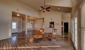 2105 Brunson St, Alpine, TX 79830