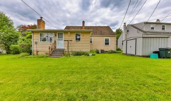 2883 W South St, Allentown, PA 18103
