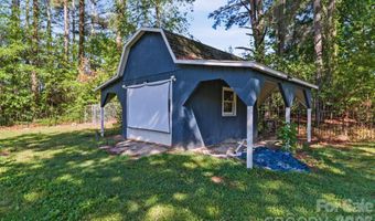 809 Elaine Dr, Albemarle, NC 28001