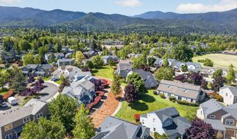 81 Crocker St, Ashland, OR 97520