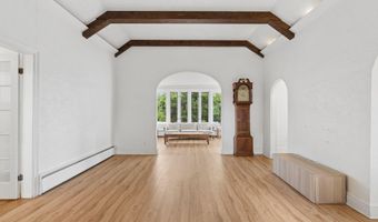 345 W Auburn Rd, Auburn, ME 04210