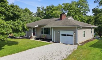 734 Knollwood Dr, Ashtabula, OH 44004