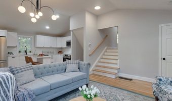 17 Ravine Rd, Billerica, MA 01821