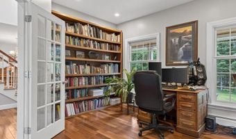 43 Skyline Rd, Bangor, ME 04401