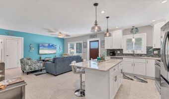 154 CRESCENT Dr, Anna Maria, FL 34216
