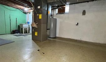 7159 Luana Ave, Allen Park, MI 48101