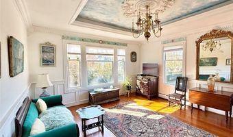 20 Berkeley Ave 3, Newport, RI 02840