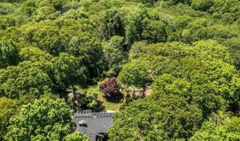 98 Fairy Dell Rd, Clinton, CT 06413