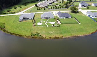 637 Berry Rd, Boiling Springs, SC 29316