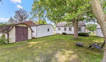 2330 Parkway Blvd, Alliance, OH 44601