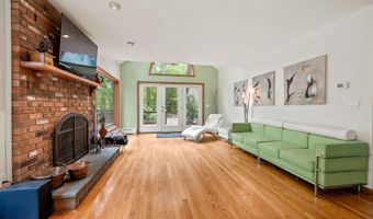 104 Barnes Hill Rd, Burlington, CT 06013