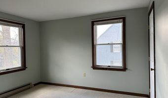 90 Baldwin Dr, Bangor, ME 04401