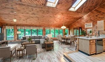 59 Orchard Dr, Cumberland, RI 02864