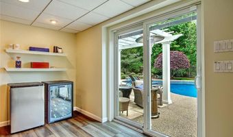 96 Windsong Rd, Cumberland, RI 02864