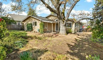 760 Oak Knoll Dr, Ashland, OR 97520