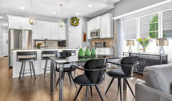 1608 STANTON Cir, Appleton, WI 54915