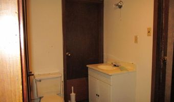 430 Bridge Ave, Alma, MI 48801