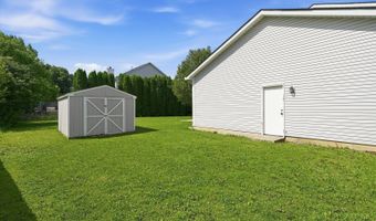 1 Regal Ct, Algonquin, IL 60102