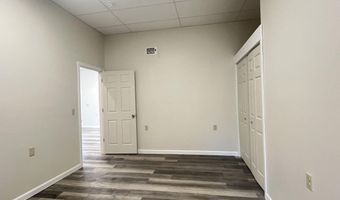 10 W Bates St, Auburn, ME 04210