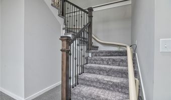 14500 Aurora Ln, Basehor, KS 66007