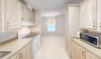 2818 S Dockside Dr 5, Avon Park, FL 33825