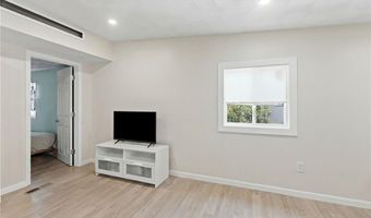 3 Lane 7, Coventry, RI 02816