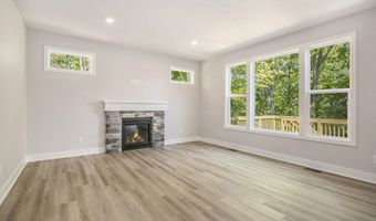 5479 Ada Dr SE, Ada, MI 49301