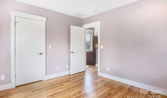 26 Mount Clare Ave, Asheville, NC 28801