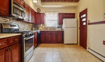 49 E 33RD St, Bayonne, NJ 07002