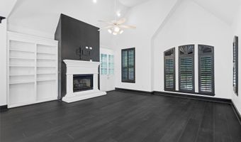 4160 Towne Green Cir, Addison, TX 75001