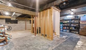 208 Longboat Ave, Beachwood, NJ 08722