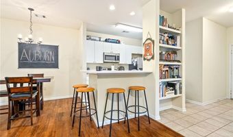 3297 S COLLEGE St, Auburn, AL 36830