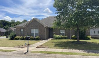 1756 White Oak Ln, Benton, AR 72019
