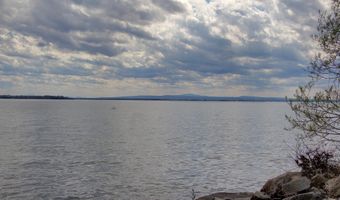 23 Mud Pt S, Alburgh, VT 05440