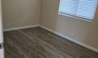 240 W Lincoln Ave 8, Escondido, CA 92026