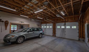 183 Barnard Rd, Barnard Twp., ME 04414