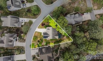 15 Quail Hollow Dr, Arden, NC 28704