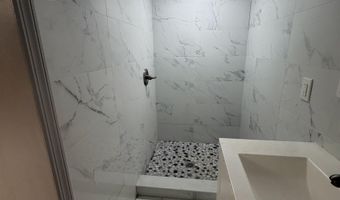 28 E 32ND St 2, Bayonne, NJ 07002