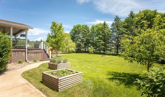 3021 Pinewood Ln NE, Alexandria, MN 56308