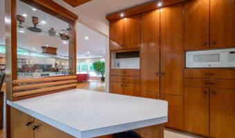 8313 STILL SPRING Ct, Bethesda, MD 20817