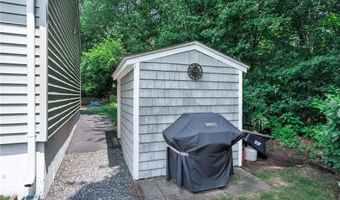 54 Novelty Rd, Warwick, RI 02889