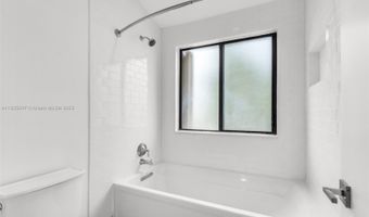 21160 Mainsail Cir H12, Aventura, FL 33180