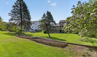 3415 N Applecrest Ct SE, Ada, MI 49301