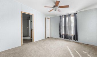1406 East Dr, Alden, NY 14004