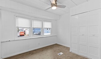 17 Jake Ln, Acushnet, MA 02743