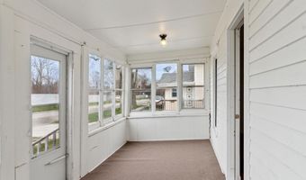 724 Bridge Ave, Alma, MI 48801