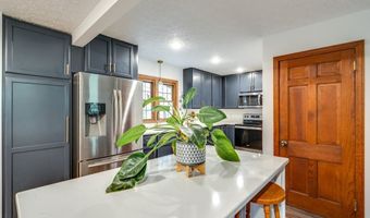 1176 Duncan Spur, Akron, OH 44333