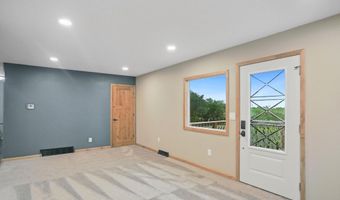 12857 387th Ave, Aberdeen, SD 57401