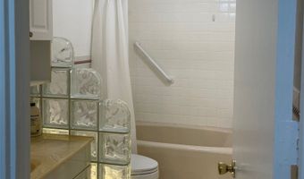 2415 Ala Wai Blvd 1208, Honolulu, HI 96815